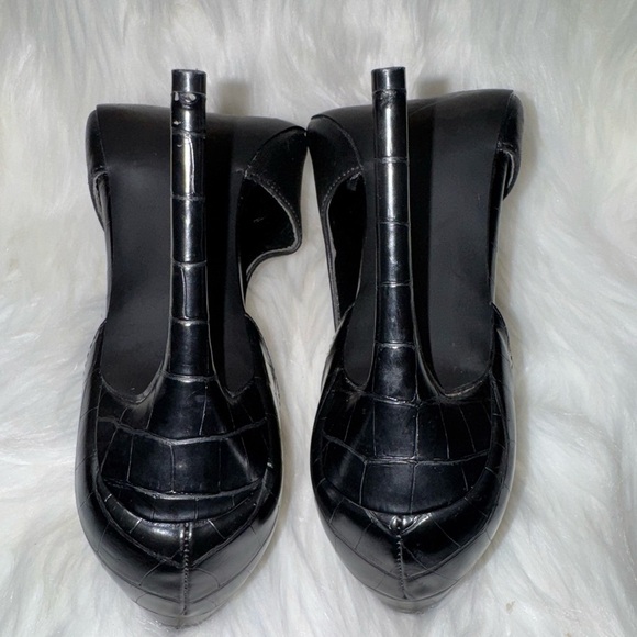 Steve Madden Black Flats Sleek Minimalist Design - Picture 7 of 8